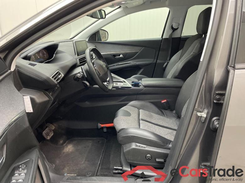 PEUGEOT 5008 1.2 PureTech Allure #5