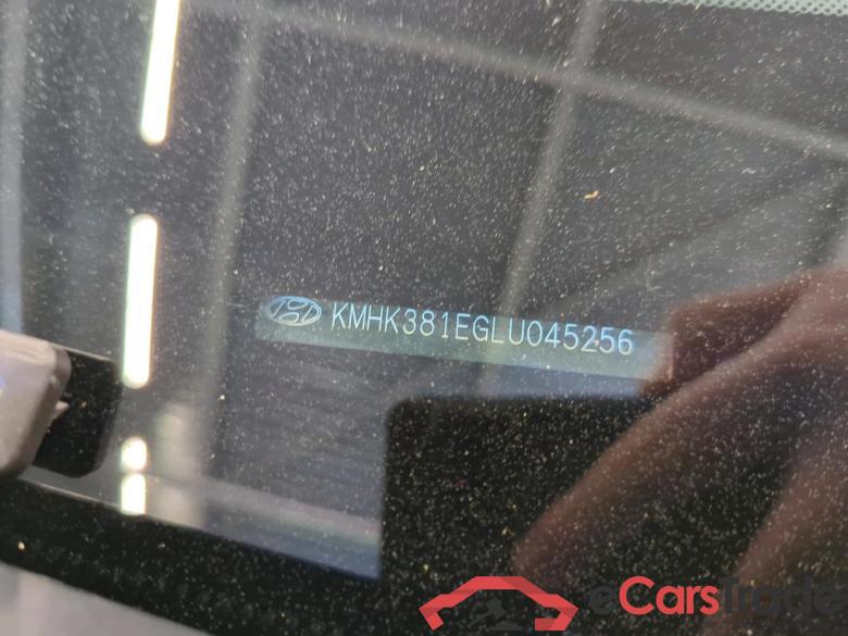 Hyundai KONA 1.6 GDI HEV Fashion 5d #6