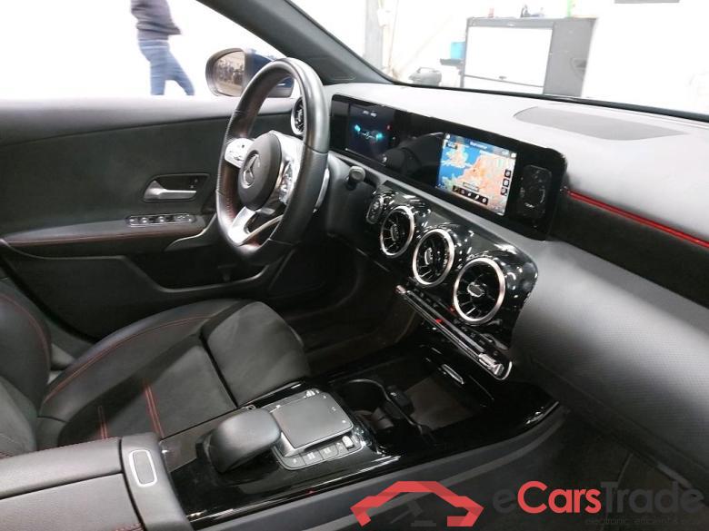 MERCEDES - MER A 200 d DCT 150PK AMG Line & Navigation #3