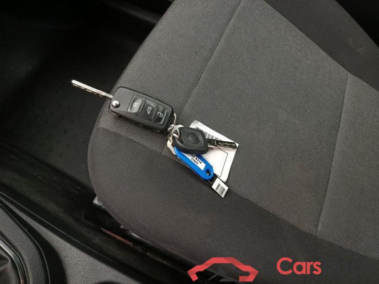 VOLKSWAGEN CADDY MAXI VAN DIESEL - 2015 2.0 CR TDi SCR 75kW (EU6) 5d #6