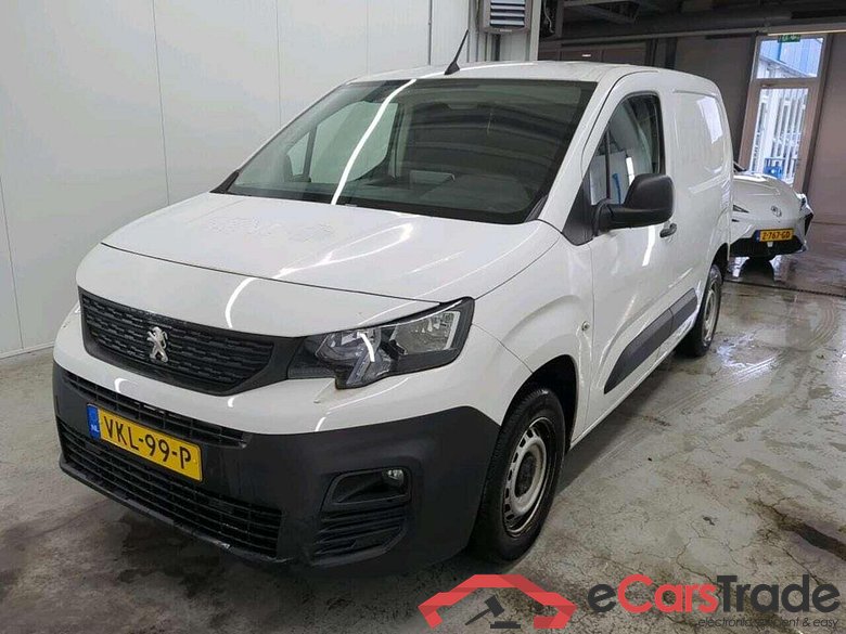PEUGEOT Partner 1.2 PT. Premium