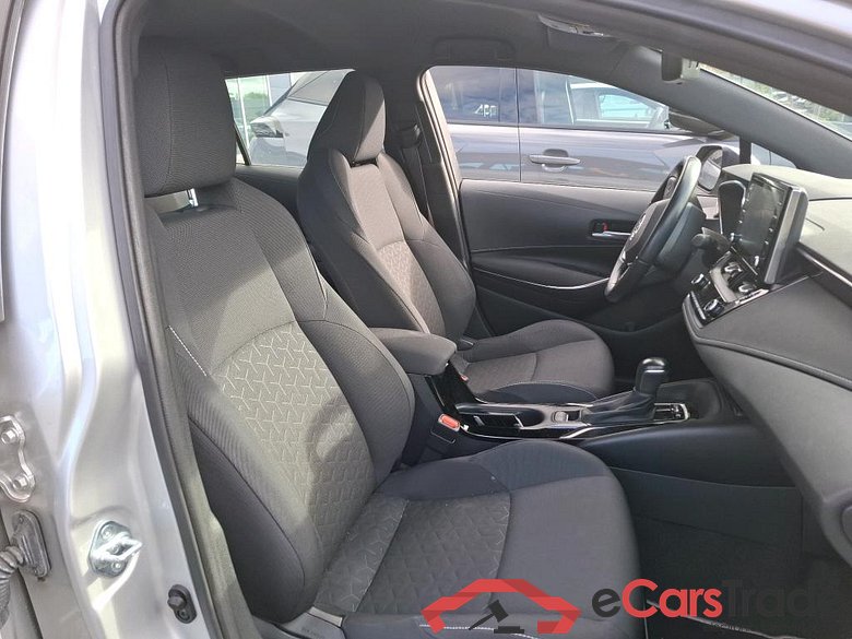 TOYOTA Corolla Touring Sports / 2018 / 5P / Break Hybride 122h Dynamic Business Stage Acad #6