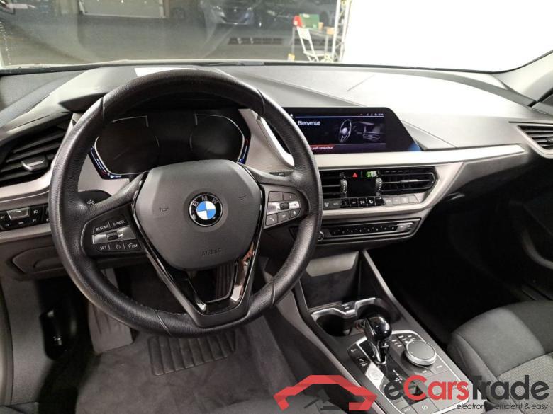 BMW 1 Reeks Hatch 116dA (85 kW) 5d #6