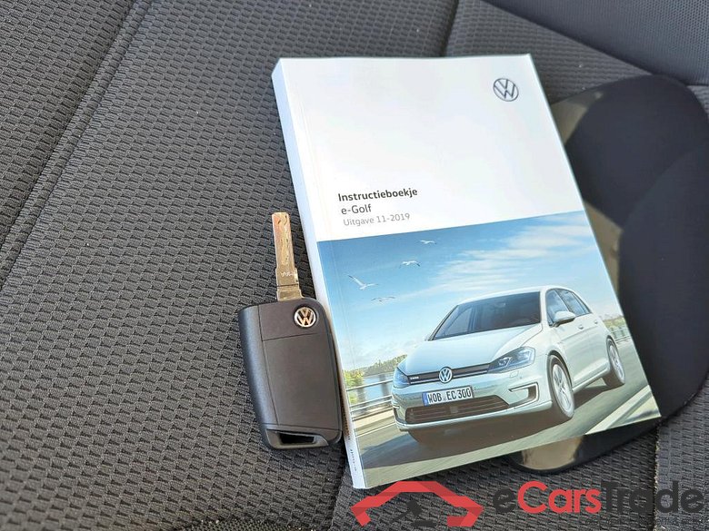 VOLKSWAGEN e-Golf 100 kW #6