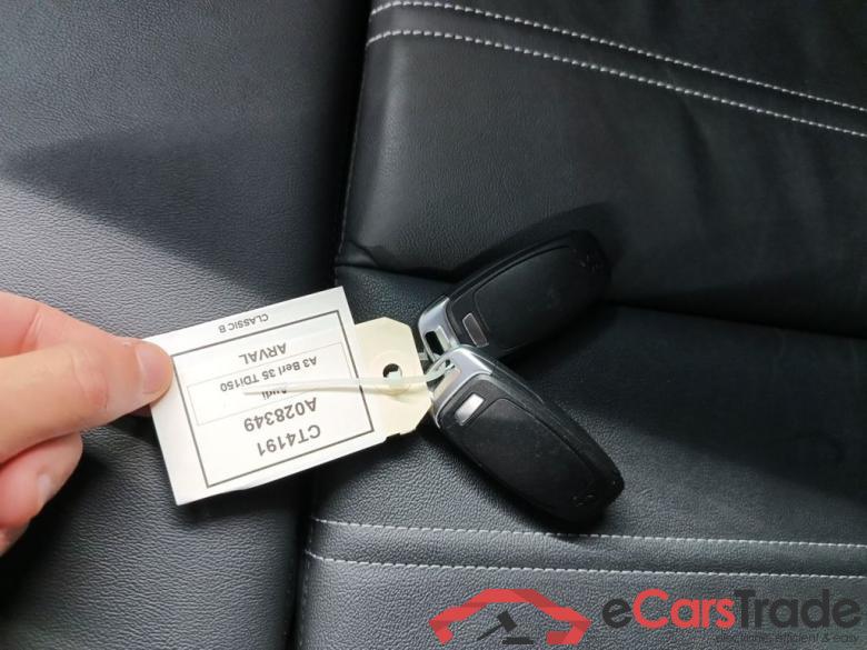 AUDI A3 SEDAN DIESEL - 2020 35 TDi 150hp S line (EU6AP) 4d #4