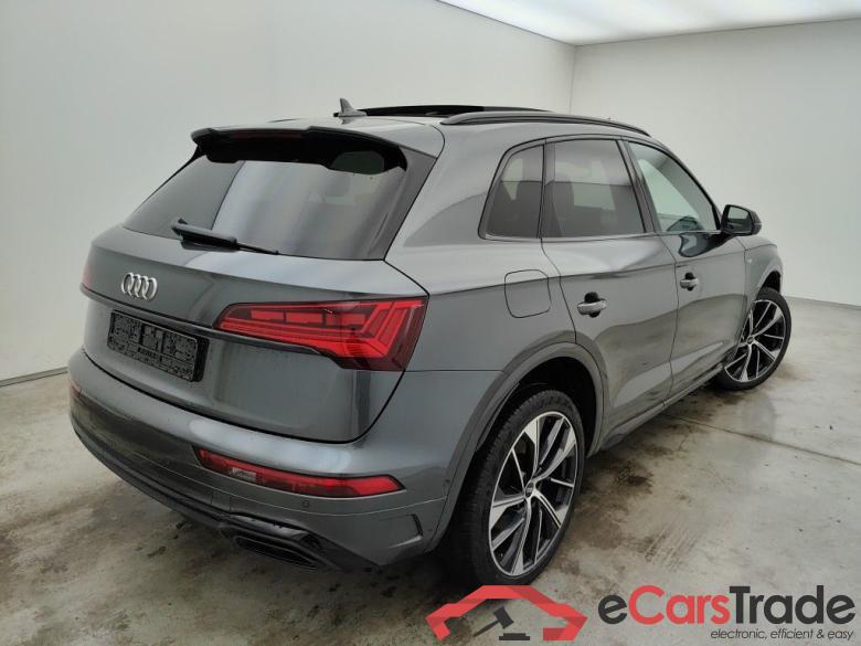 AUDI Q5 DIESEL - 40 TDi 204 Quattro Business Edition S line S tronic 5d (BE version) #2