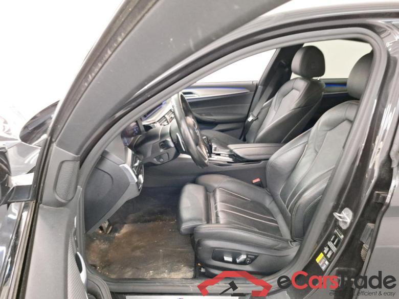 BMW 5 - 2017 530eA PHEV Performance OPF #5