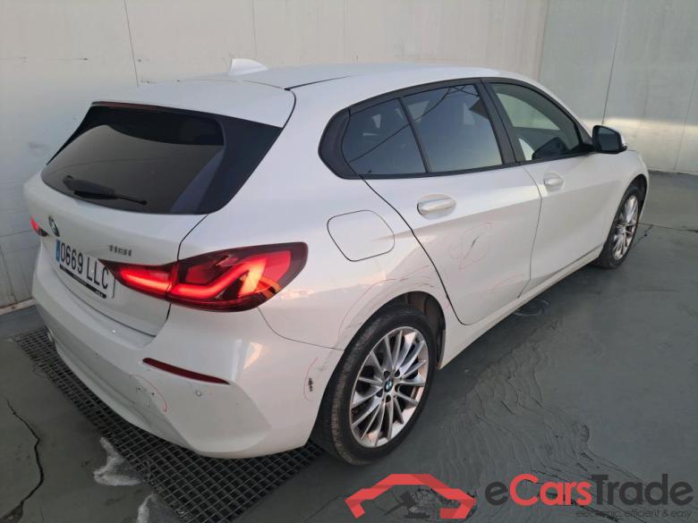 BMW Serie 1 / 2019 / 5P / berlina con portón 118i #2