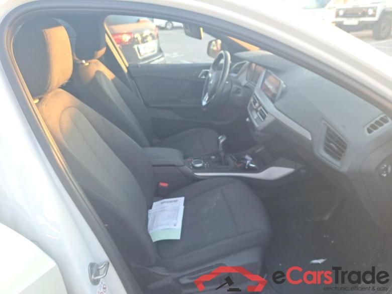 BMW Serie 1 / 2019 / 5P / berlina con portón 118i #6