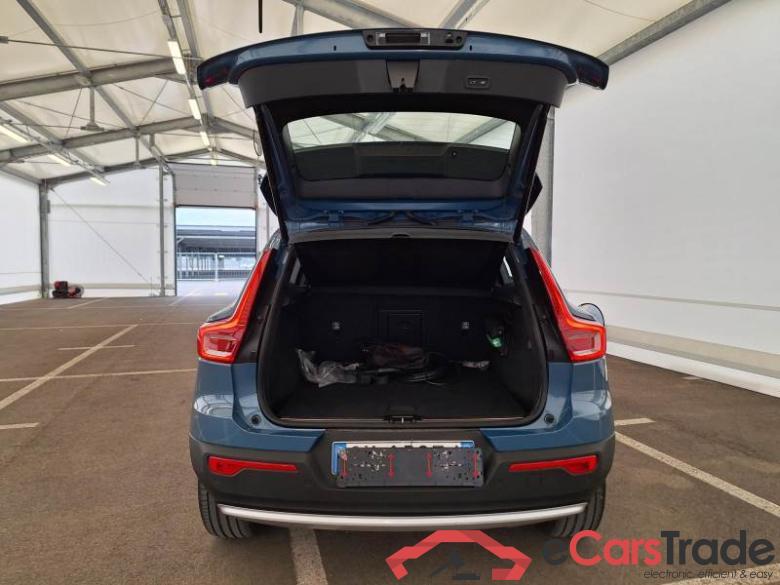 VOLVO XC40 / 2021 / 5P / SUV T5 RECHARGE PLUG-IN AUTO PLUS BRIGHT #5