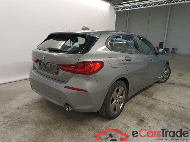 BMW 1 HATCH DIESEL - 2019 118 dA 150hp (EU6AP) 5d #2