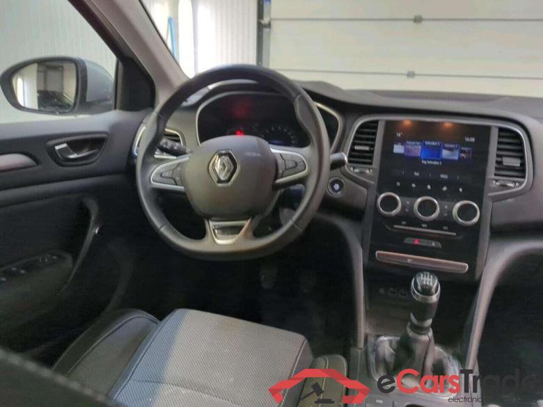 RENAULT Mégane Estate 1.3 TCe140 Equilibre #3