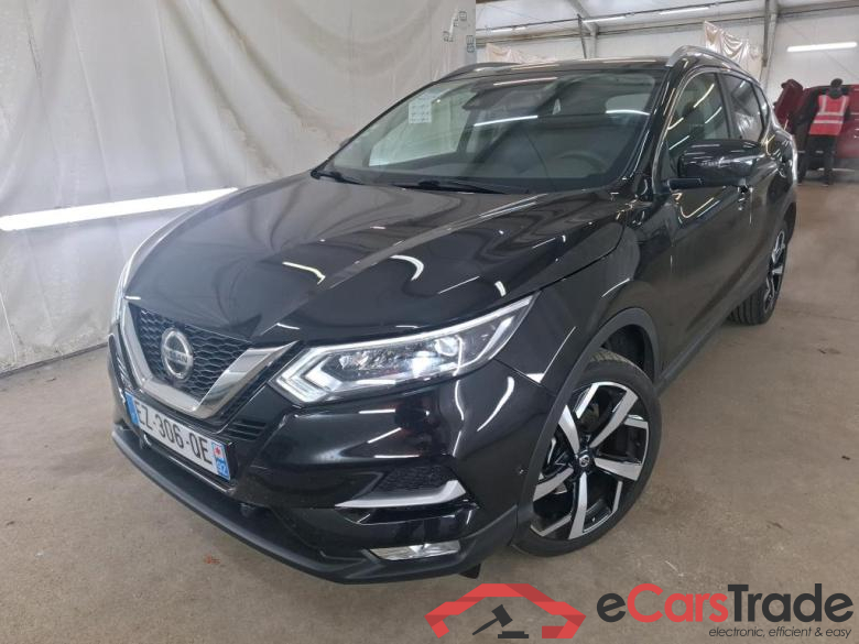 NISSAN Qashqai 5p Crossover 1.2 DIG-T 115 Xtronic Tekna