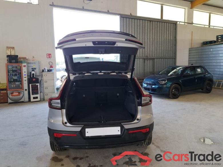 VOLVO C40 / 2021 / 5P / CROSSOVER RECHARGE TWIN PLUS #5