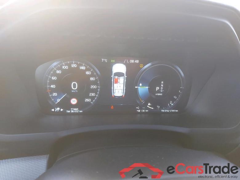 VOLVO XC90 / 2019 / 5P / todoterreno 2.0 T8 AWD Recharge R-Design Auto #4