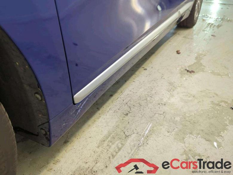 HYUNDAI IONIQ 1.6 GDi PHEV PremDes #5