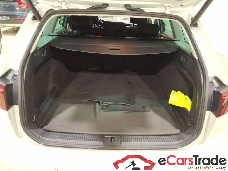 VOLKSWAGEN PASSAT VARIANT DIESEL - 2019 2.0 TDi SCR Style Business DSG #3