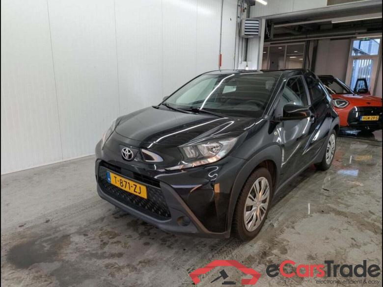 TOYOTA Aygo X 1.0 VVT-i MT Play #1