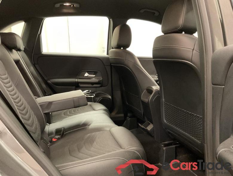 MERCEDES-BENZ B 180 d Launch Edition #3