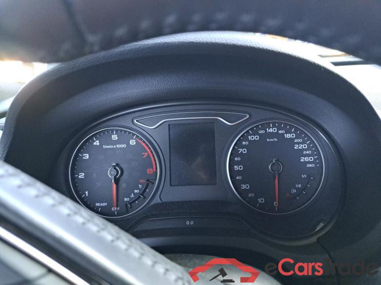 AUDI A3 Sportback 5p Berline 30 TFSI BUSINESS LINE #6