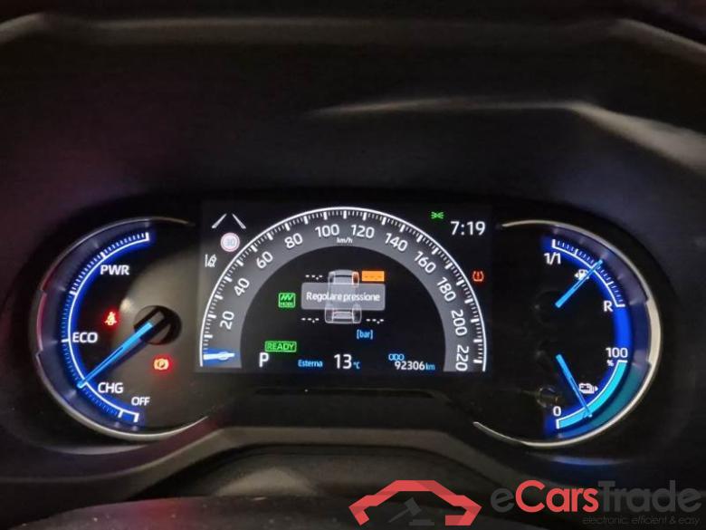 TOYOTA RAV4 / 2018 / 5P / CROSSOVER PLUG-IN 2.5 PHEV 306CV ECVT STYLE+ 4WD #4