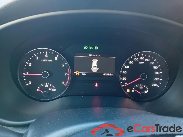 KIA Sportage / 2018 / 5P / todoterreno 1.6 T-GDi GT Line Xtreme 130kW DCT 4x2 #4