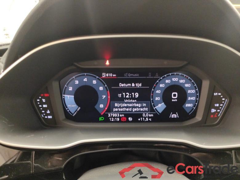 Audi Q3 35 TFSI 5d #6