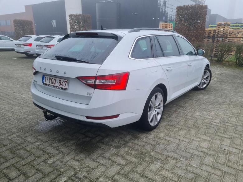 Skoda Superb 1.4 TSI Plug-In Hybrid  Aut. LED Vitual Navi KeylessGo Camera Klima PDC ... #3