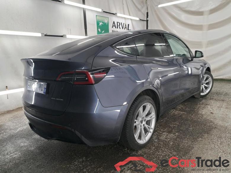 TESLA Model Y / 2020 / 5P / SUV Grand Autonomie Dual Motor AWD #4