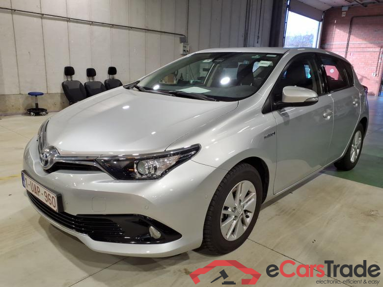 TOYOTA Auris 1.8i HSD Comfort E-CVT