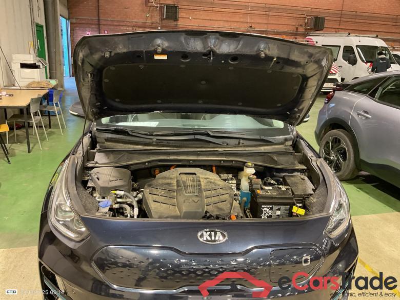 KIA E-NIRO 64 kWh More #6
