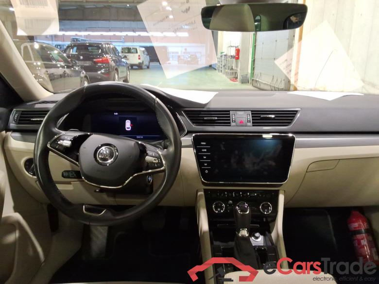 SKODA SUPERB COMBI 2.0 CRTDI 110KW DSG7 CLEVER+ #6