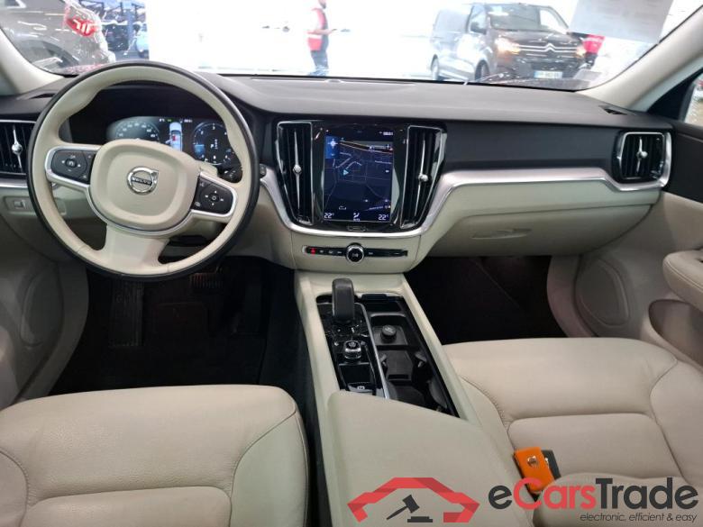 VOLVO V60 / 2018 / 5P / Break B4 197 GT 8 Business Executive #5