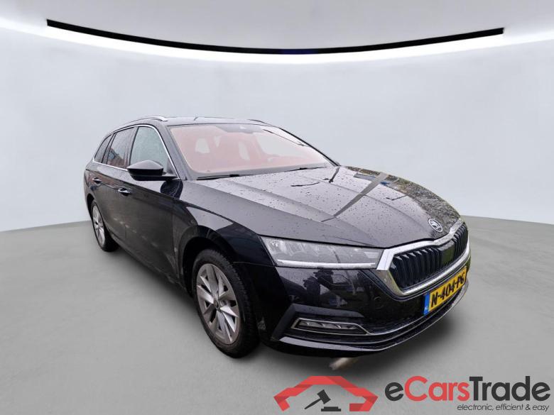 SKODA Octavia Combi 110 kW #5