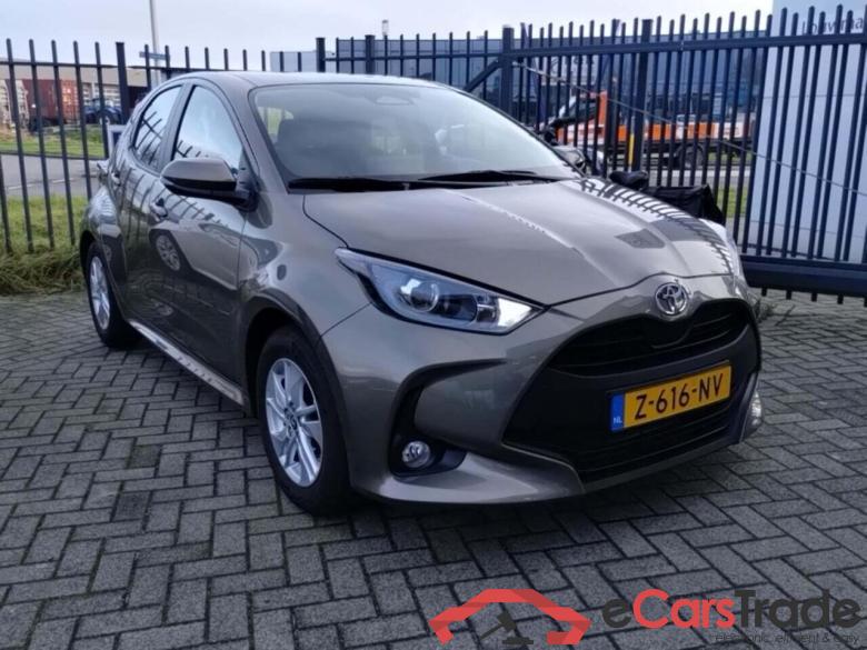 TOYOTA YARIS 1.5 Hybrid 115 Active #2