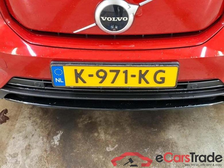 VOLVO XC40 Recharge P8 AWD RDes #4