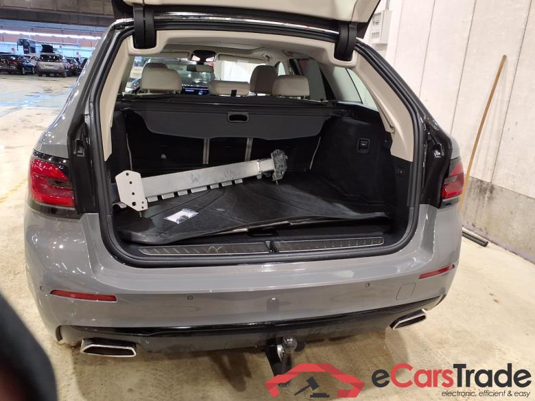 BMW 5 TOURING DIESEL - 2020 520 dA MHD #3