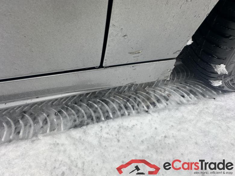 MERCEDES-BENZ A 180 AMG Line #4