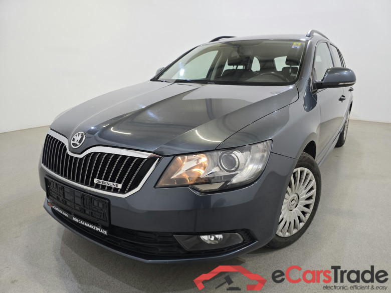 Skoda Superb Combi 1.6TDI Active Navi Klima PDC ... #1