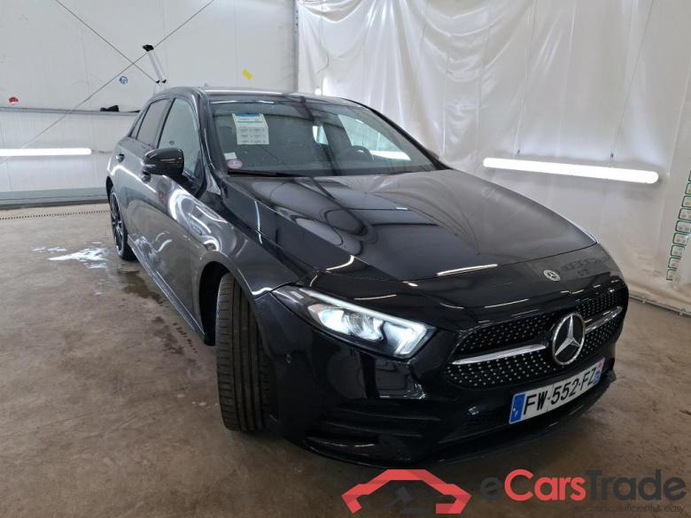 MERCEDES-BENZ Classe A Compact / 2018 / 5P / Berline A 250 e AMG Line 8G-DCT #4