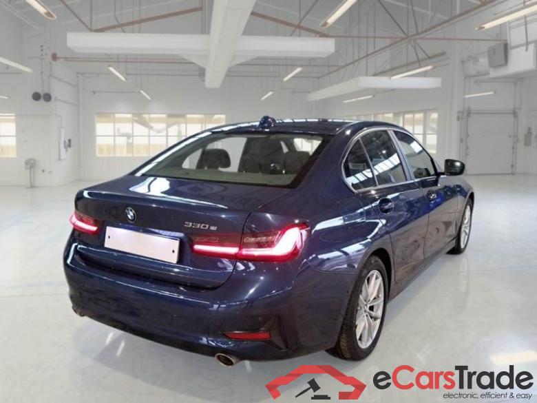 BMW SERIE 3 / 2018 / 4P / BERLINA 330E BUSINESS ADVANTAGE AUT. #2