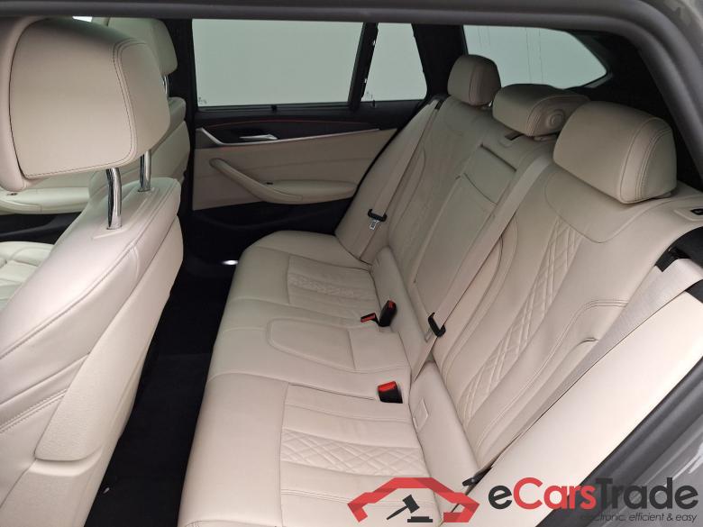 BMW, 5-serie To FL'20, BMW 5 Reeks Touring 520d Aut. (140 kW) 5d #4