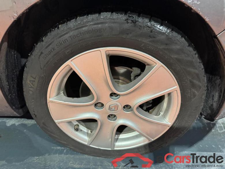 RENAULT Clio IV Clio 1.5 dCi Energy Community #6