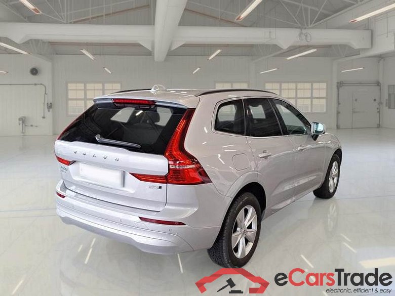 VOLVO XC60 / 2021 / 5P / SUV B5 D AWD AUTOMATICO CORE #2