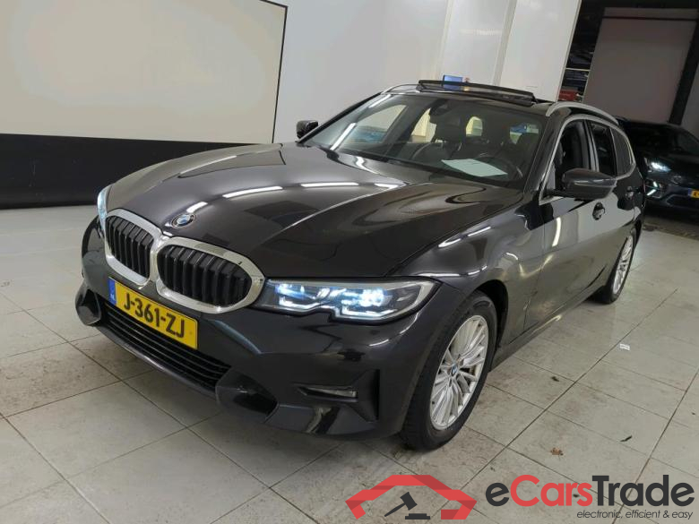 BMW 3 Serie Touring 320iA Corporate Executive  Sport + Pano