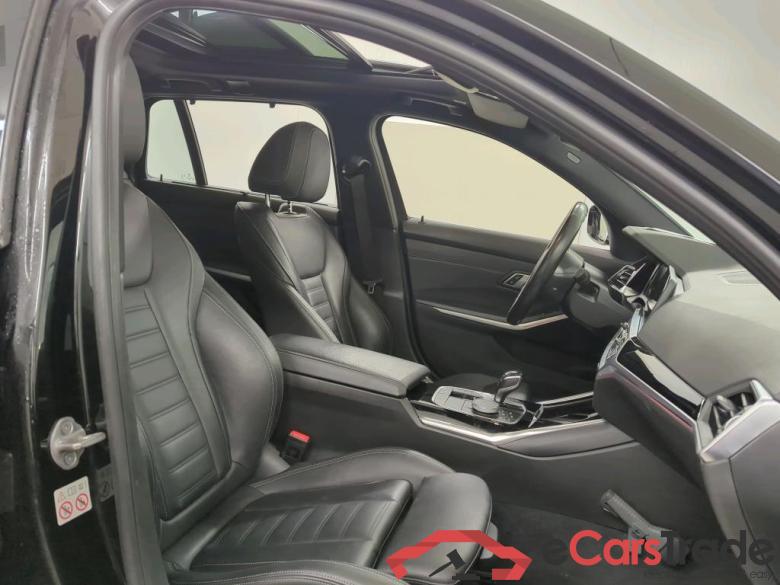BMW 3 Serie Touring 320iA Corporate Executive  Sport + Pano #3