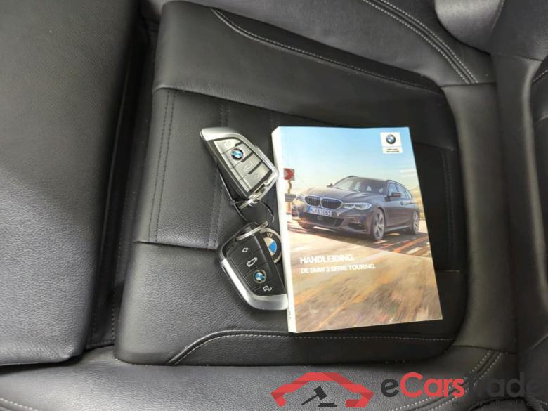 BMW 3 Serie Touring 320iA Corporate Executive  Sport + Pano #4