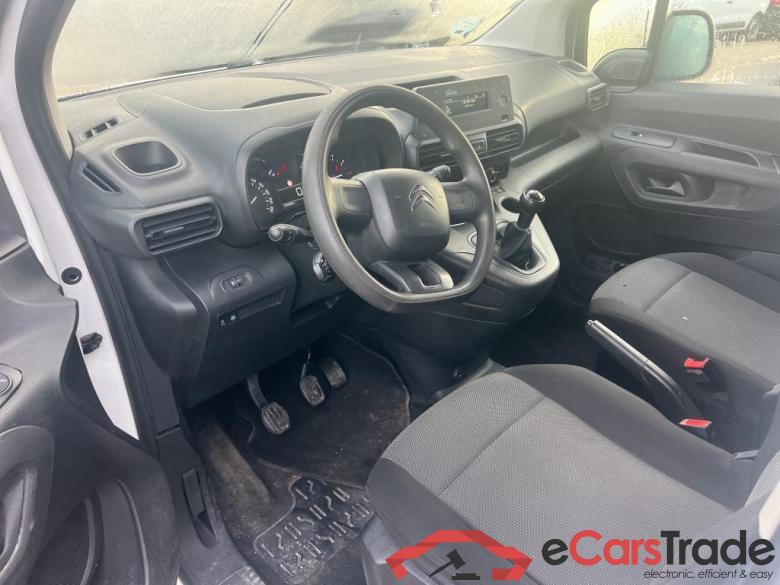 CITROEN Berlingo / 2018 / 4P / combi Talla M BlueHDi 100 S&S LIVE (AC) #3