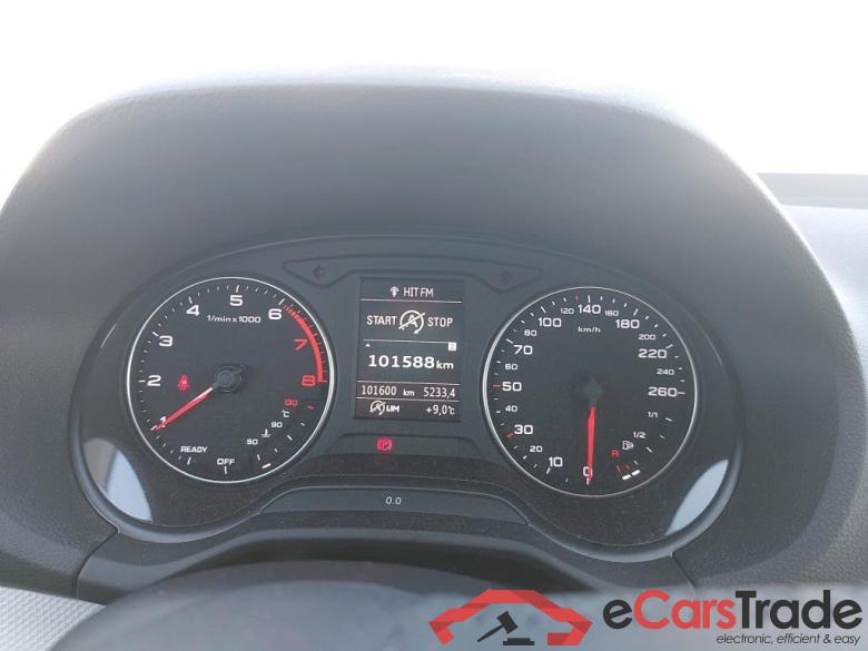 AUDI Q2 / 2016 / 5P / todoterreno Design 30 TFSI 85kW (116CV) #4