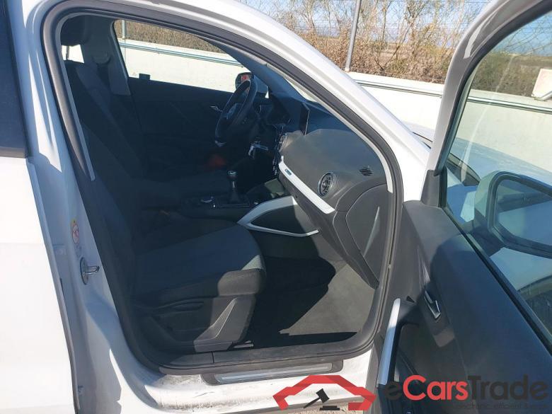 AUDI Q2 / 2016 / 5P / todoterreno Design 30 TFSI 85kW (116CV) #6